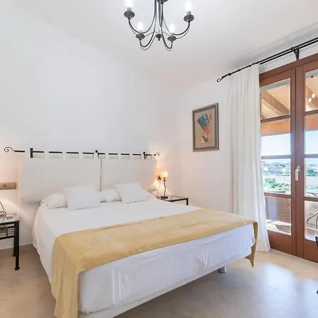 Es Flavo Villa